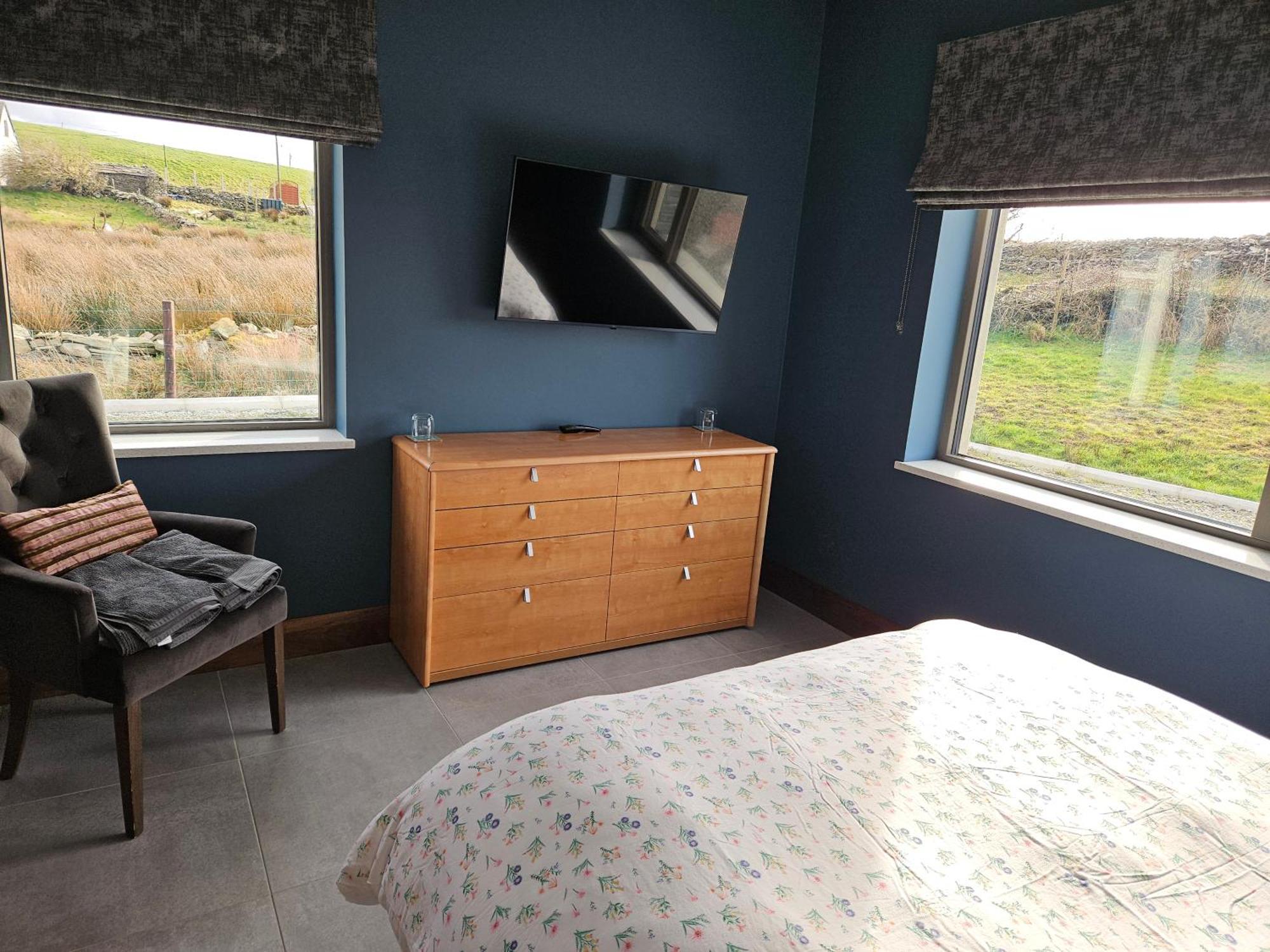 Suaimhneas Guest House Лехинч Екстериор снимка
